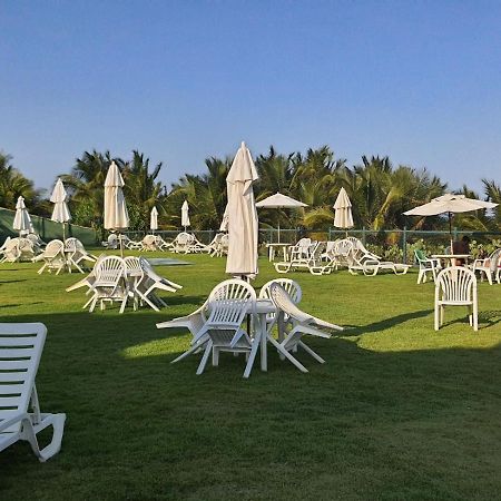 Апартаменти Guarajuba Pe Na Areia Екстер'єр фото